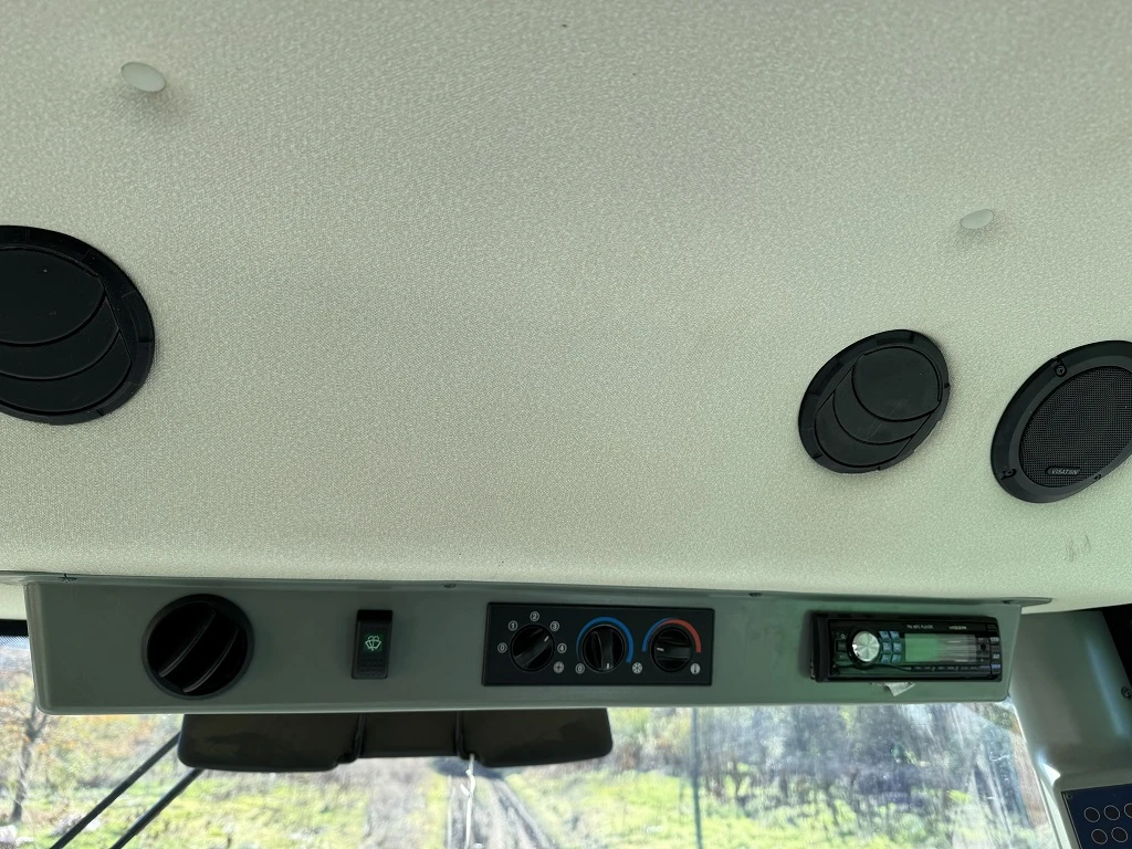 Комбайн John Deere W440 ЛИЗИНГ, снимка 10 - Селскостопанска техника - 53709725