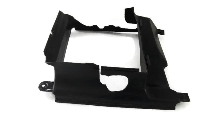 Дифузьор интеркулер вътрешен Audi A8 2010- RH 4H0145334B