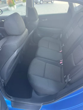 Hyundai I30 1.4 климатроник, снимка 11