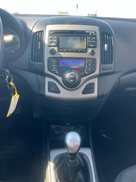 Hyundai I30 1.4 климатроник, снимка 16