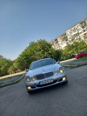 Mercedes-Benz E 220, снимка 1