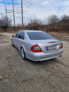 Mercedes-Benz E 320 W211, снимка 8