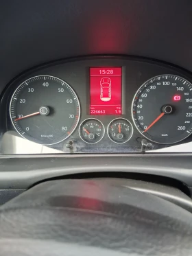 VW Touran 1.6 бензин 102 кс, снимка 6