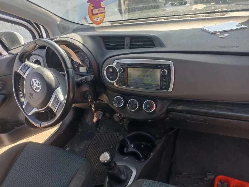 Toyota Yaris 1.0I - 1, 4D4D, снимка 10 - Автомобили и джипове - 44470339