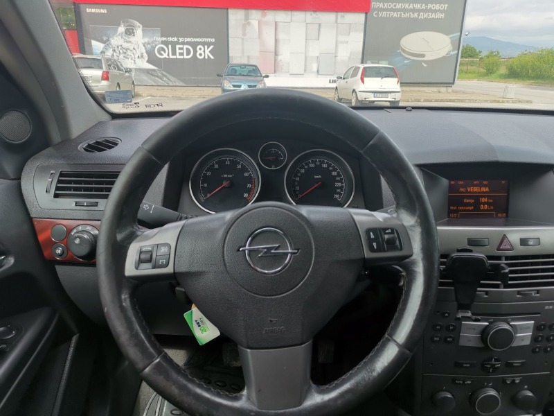 Opel Astra 1.6 i, снимка 7 - Автомобили и джипове - 46333842
