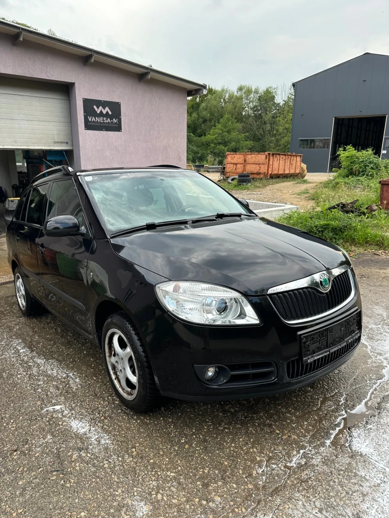 Skoda Fabia 1.4, снимка 2 - Автомобили и джипове - 47200642