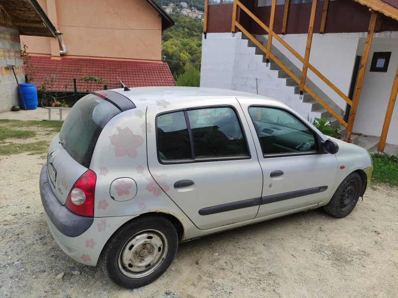 Renault Clio, снимка 2 - Автомобили и джипове - 47331638