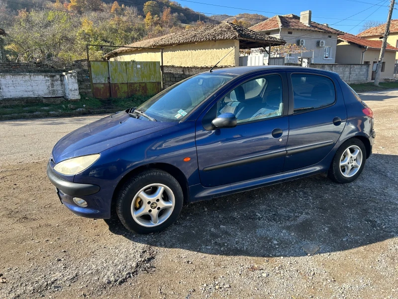 Peugeot 206, снимка 1 - Автомобили и джипове - 48013353