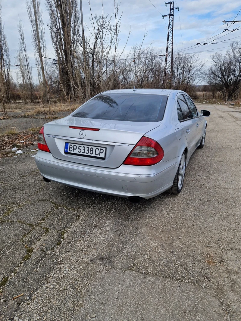 Mercedes-Benz E 320 W211, снимка 5 - Автомобили и джипове - 48811547