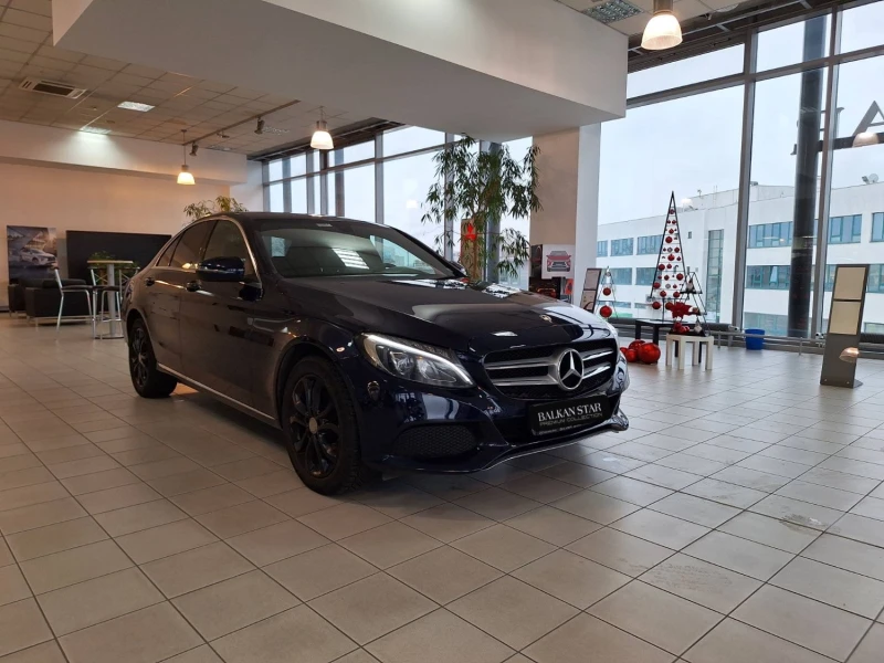 Mercedes-Benz C 220 d 4-Matic Avantgarde 9G-Tronic, снимка 2 - Автомобили и джипове - 49053261