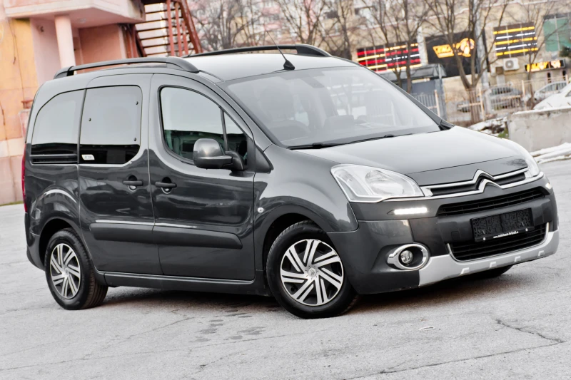 Citroen Berlingo MULTISPACE - NAVI - XTR - DRIVE SELECT - FACELIFT, снимка 1 - Автомобили и джипове - 49246765