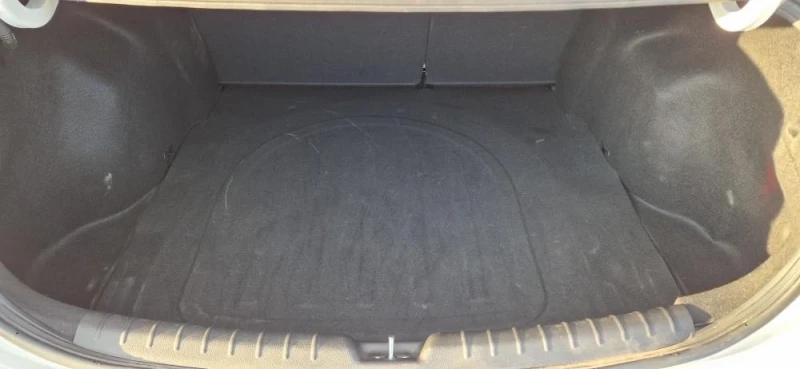 Kia Rio, снимка 17 - Автомобили и джипове - 52426516