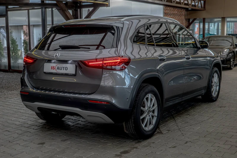 Mercedes-Benz GLA 180 d/Virtual/Панорама/Подгрев/Thermatic/8g Tronic, снимка 5 - Автомобили и джипове - 52797658