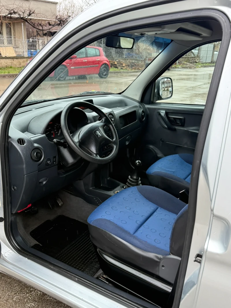 Peugeot Partner 2.0HDI, снимка 7 - Автомобили и джипове - 53328945
