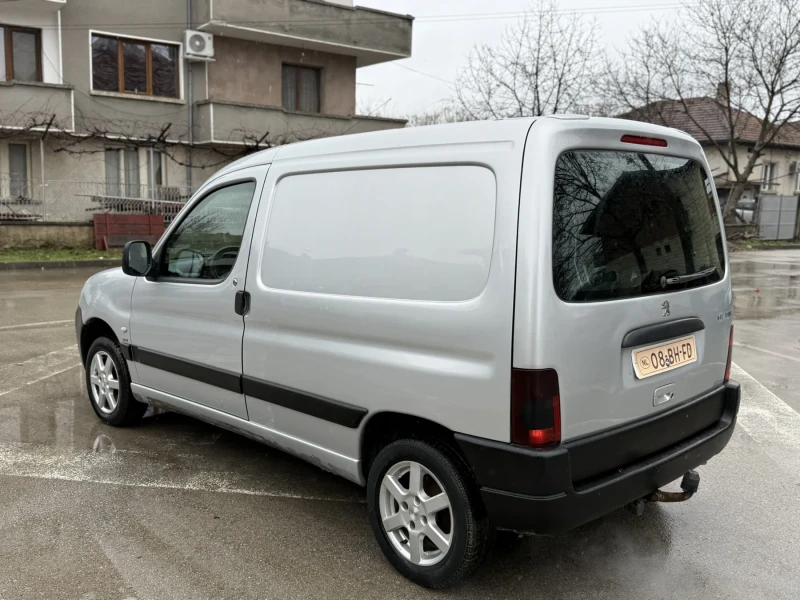 Peugeot Partner 2.0HDI, снимка 4 - Автомобили и джипове - 53328945