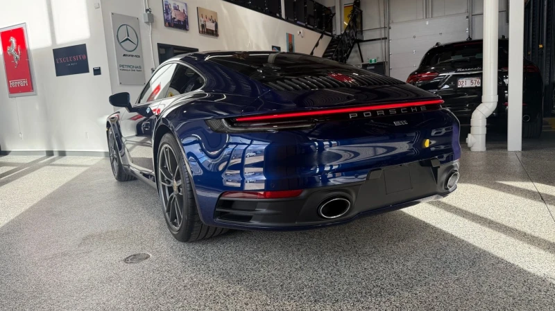 Porsche 911 * Carrera * CARFAX * ЦЕНА ДО БГ, снимка 2 - Автомобили и джипове - 53364075