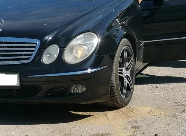 Mercedes-Benz E 240 LPG, снимка 13 - Автомобили и джипове - 53875939