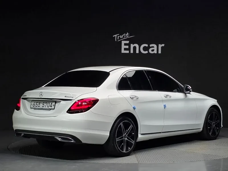 Mercedes-Benz C 220 D 4Matic Exclusive, снимка 2 - Автомобили и джипове - 55941284