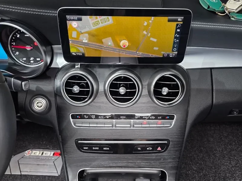 Mercedes-Benz C 220 D 4Matic Exclusive, снимка 16 - Автомобили и джипове - 55941284