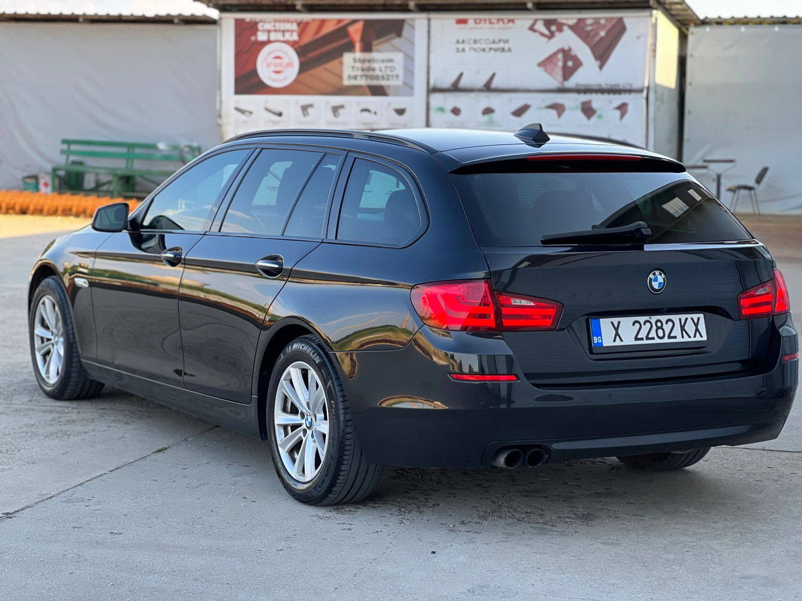 BMW 520 * PANO* , * Keyless* , * 163hp* , * Shadow* РЕАЛНИ - изображение 6