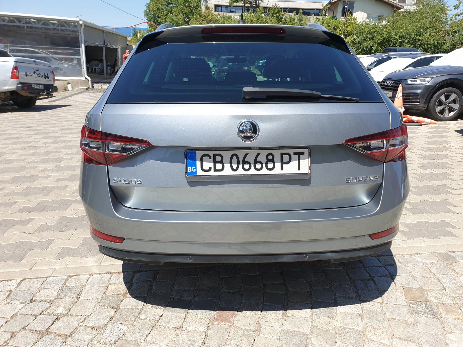 Skoda Superb 2.0TDI DSG - изображение 7