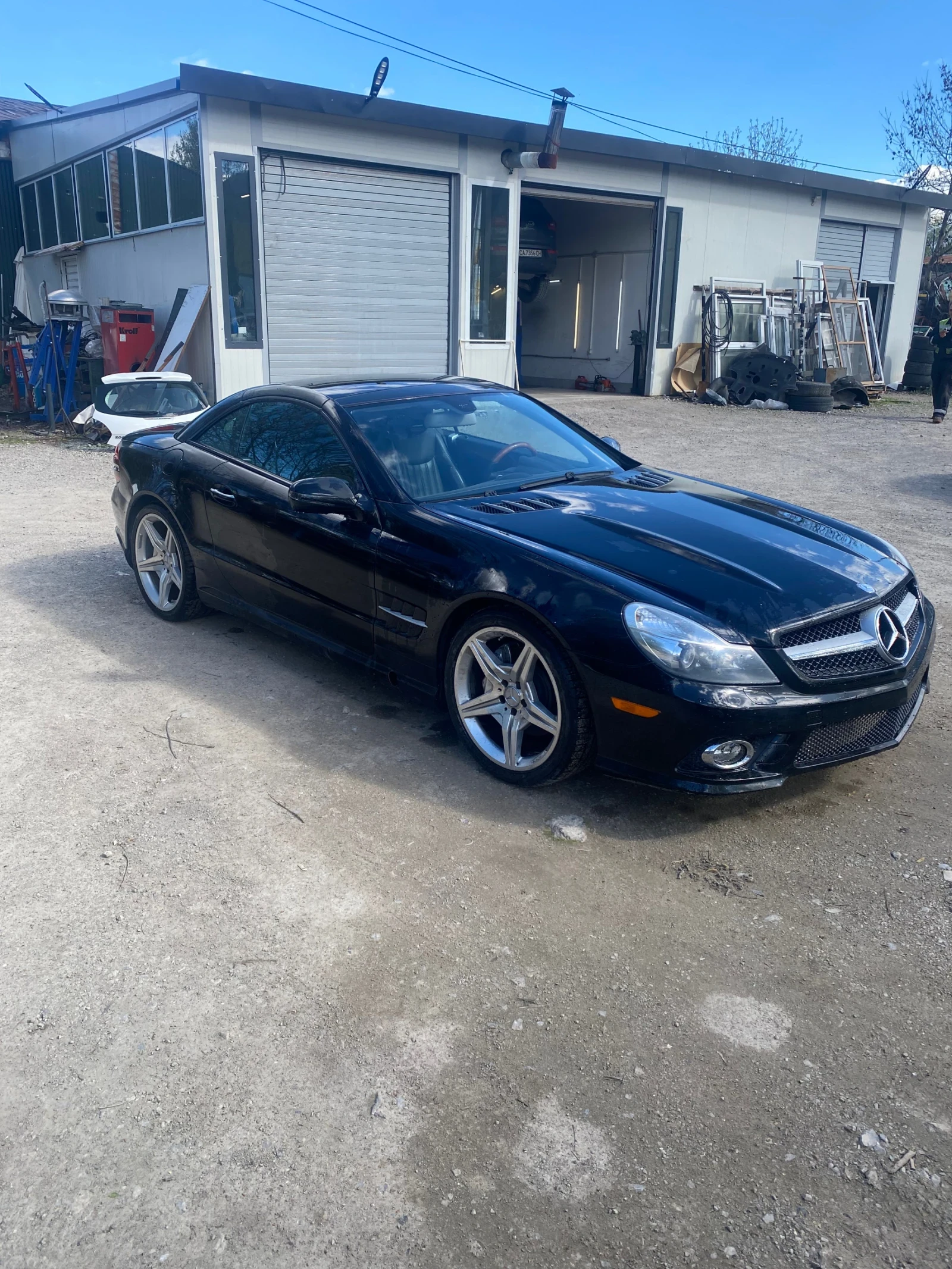 Mercedes-Benz SL 550 - изображение 3