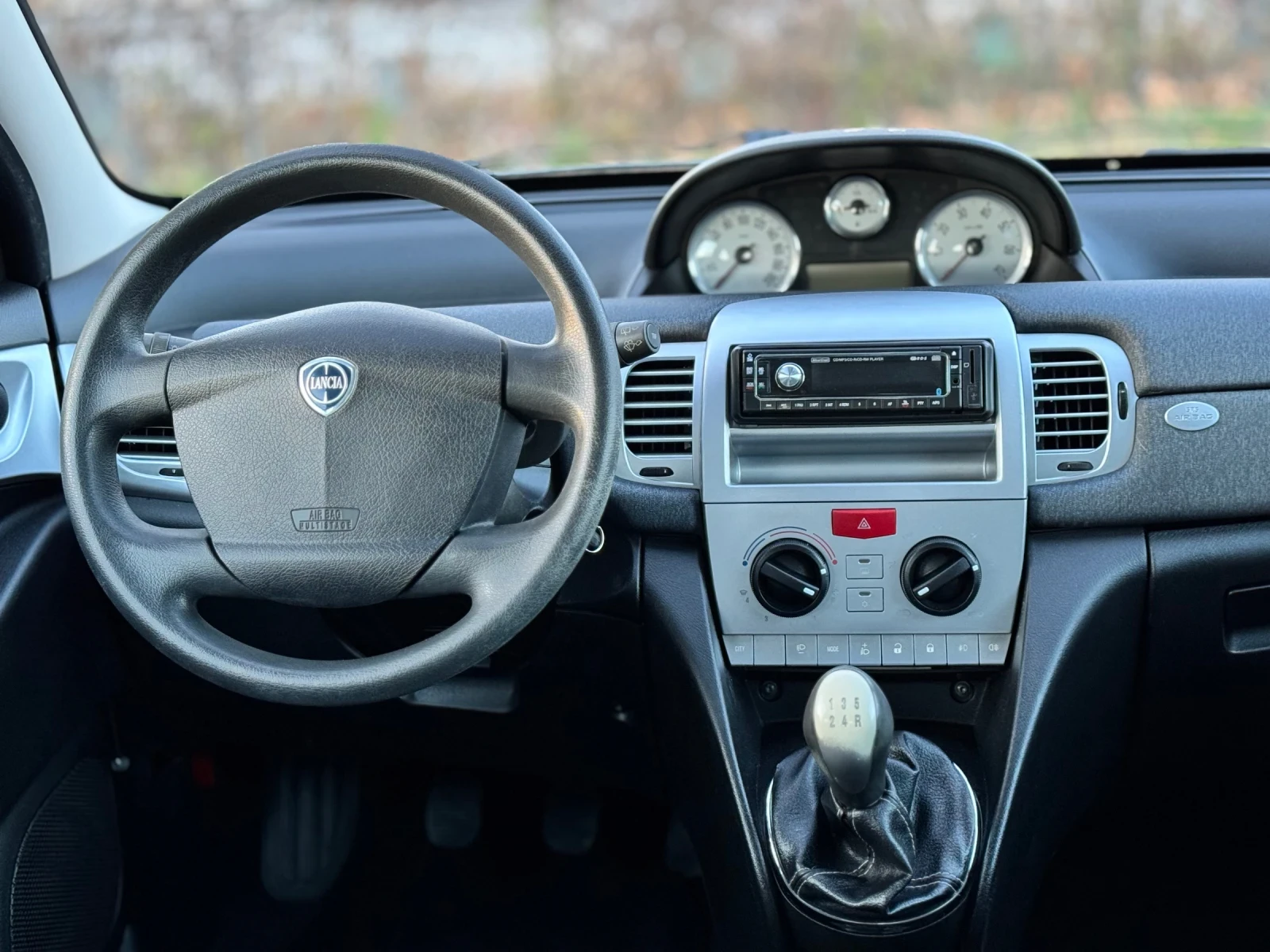 Lancia Ypsilon 1.3d~75hp~ITALY | Mobile.bg   11