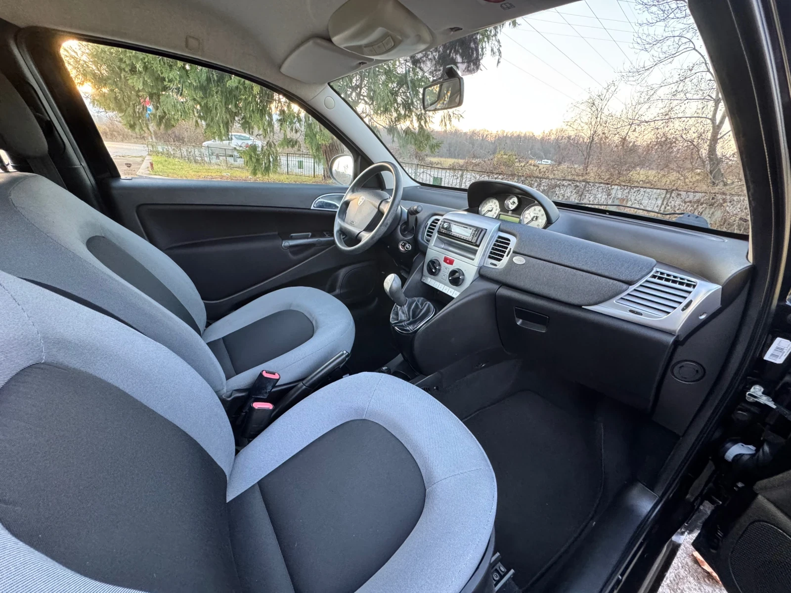 Lancia Ypsilon 1.3d~75hp~ITALY | Mobile.bg   15