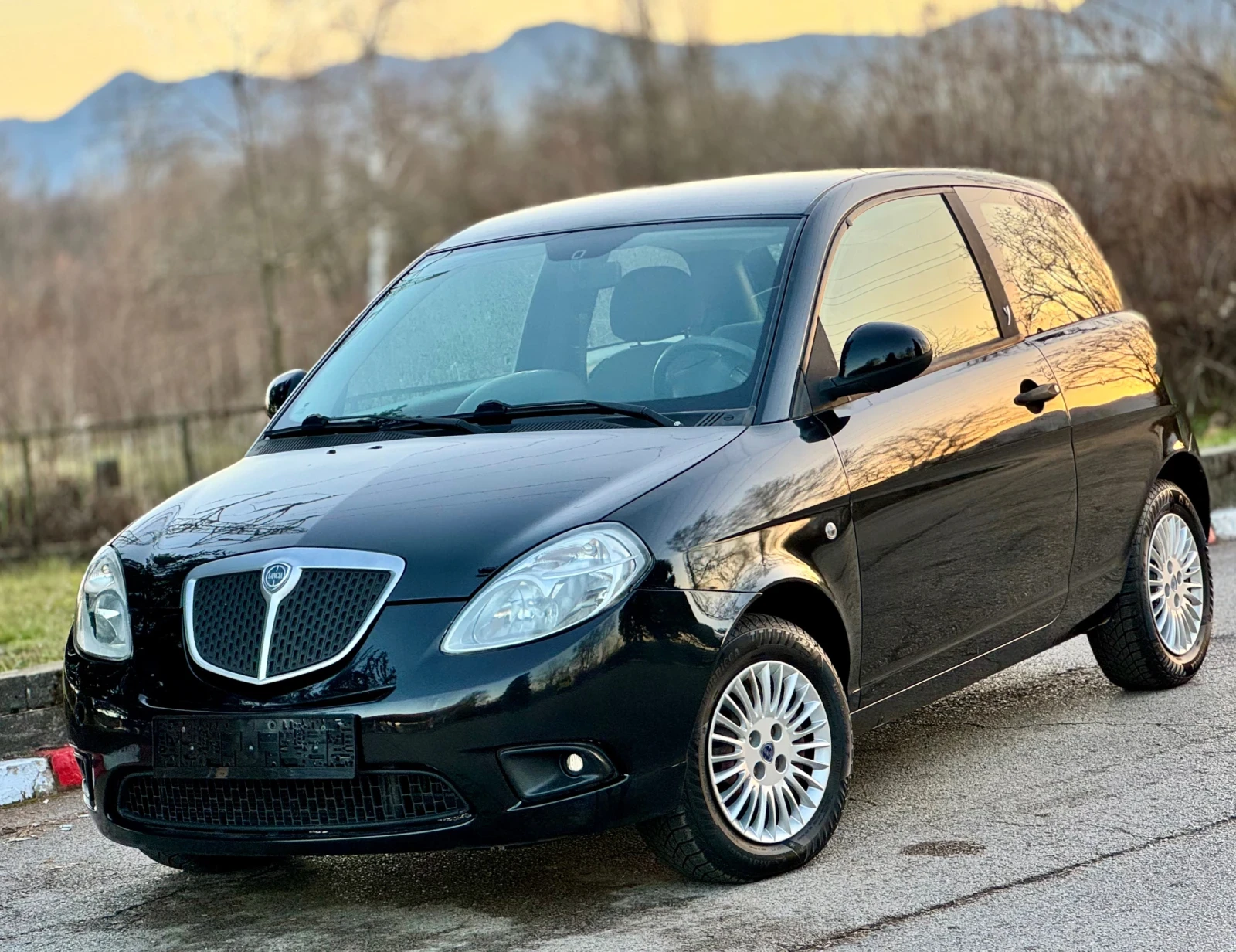 Lancia Ypsilon 1.3d~75hp~ITALY - изображение 3