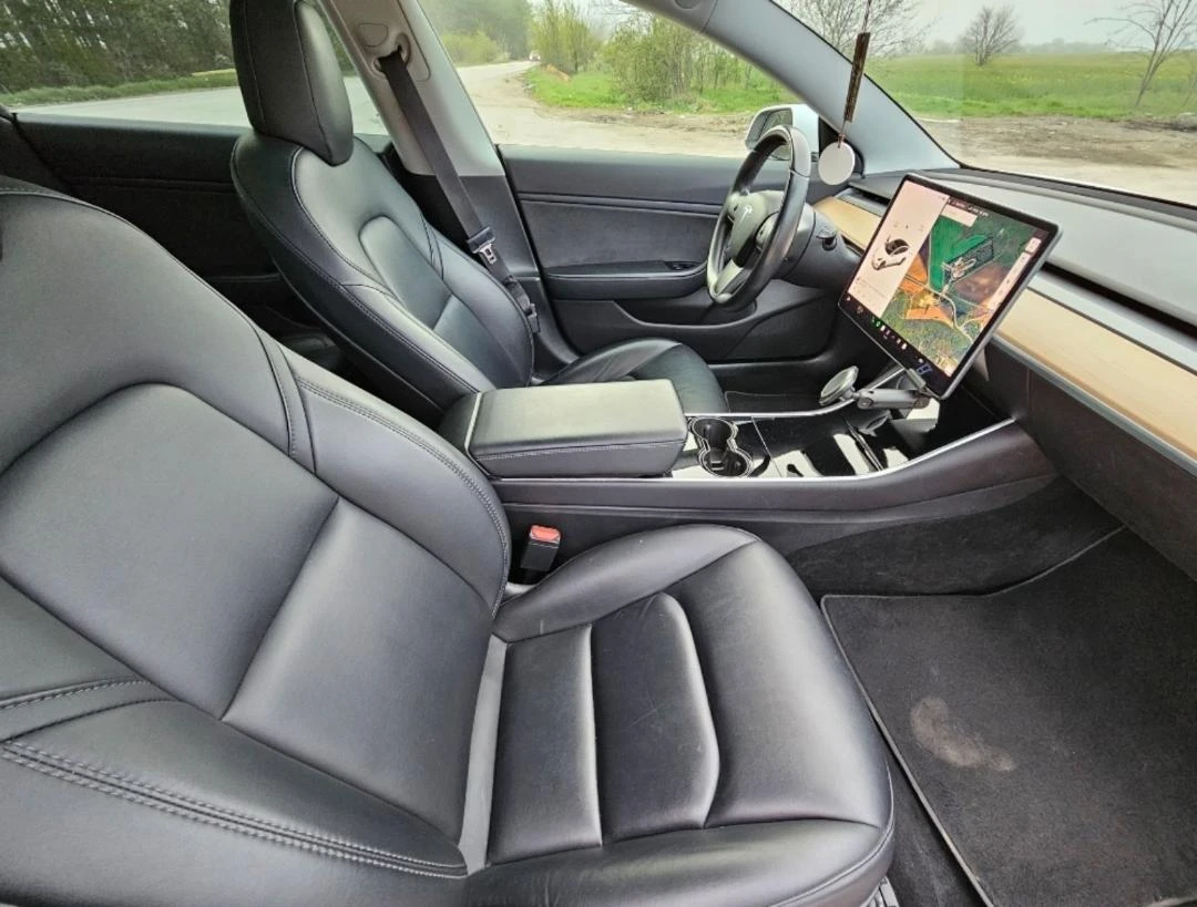 Tesla Model 3  44   | Mobile.bg   14