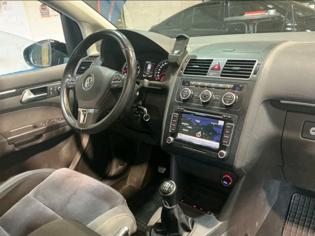 VW Touran 1.4 TSI EcoFuel Highline/Лизинг/Германия - изображение 3