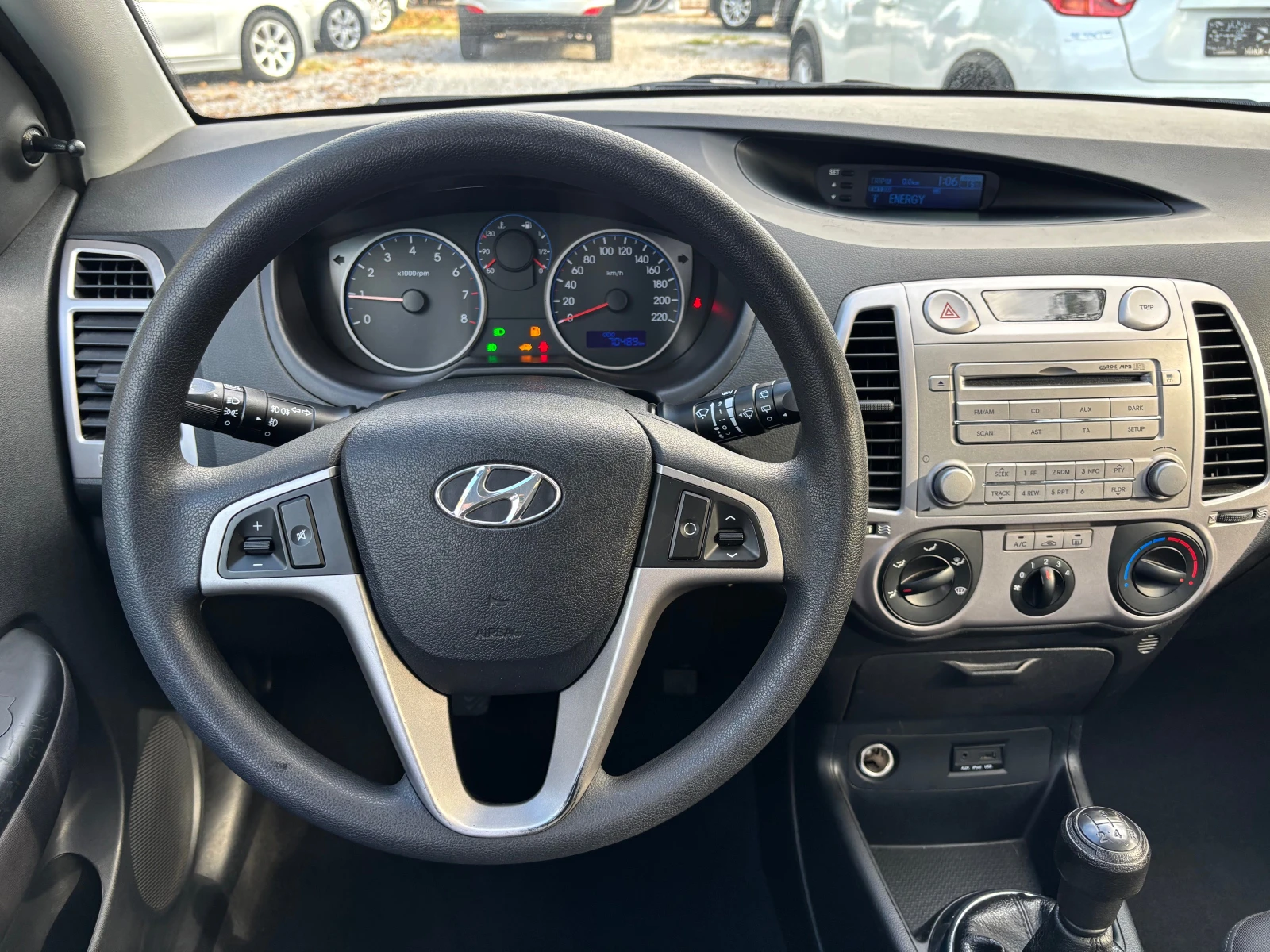 Hyundai I20 1.3i-70000KM!!! | Mobile.bg   11