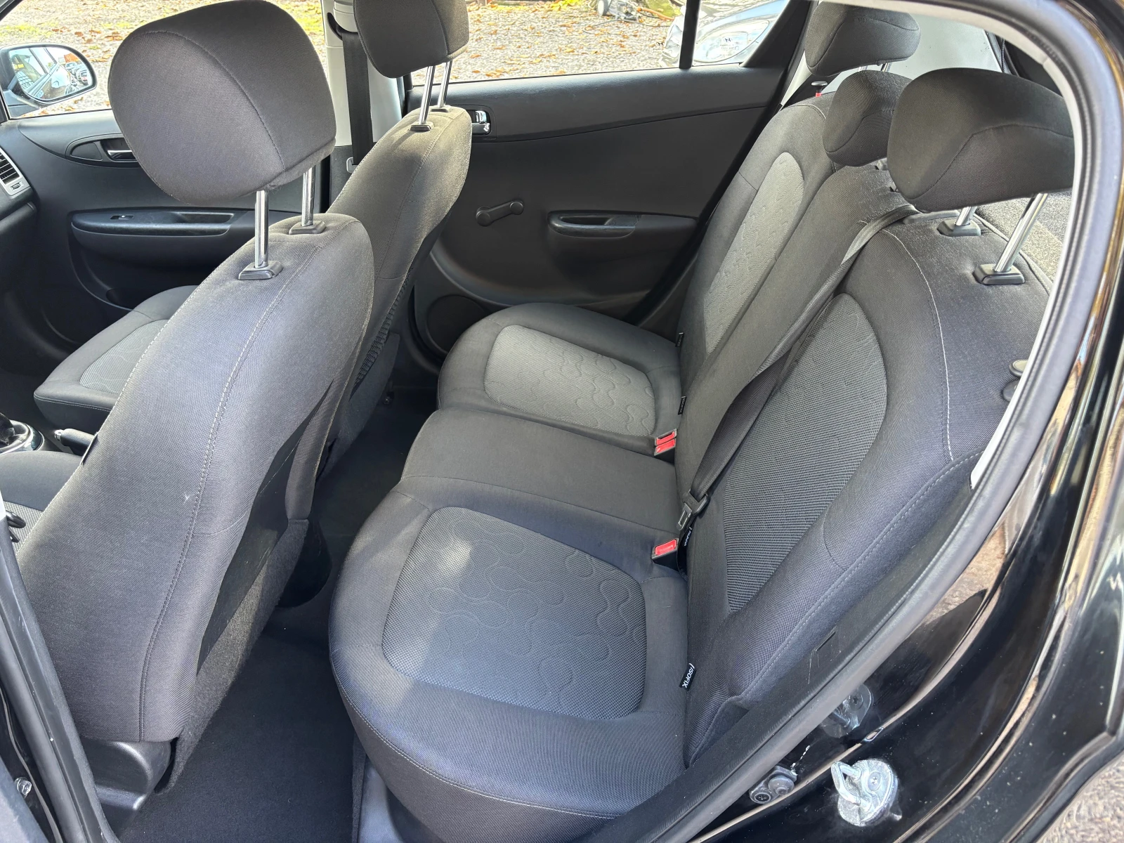 Hyundai I20 1.3i-70000KM!!! | Mobile.bg   9