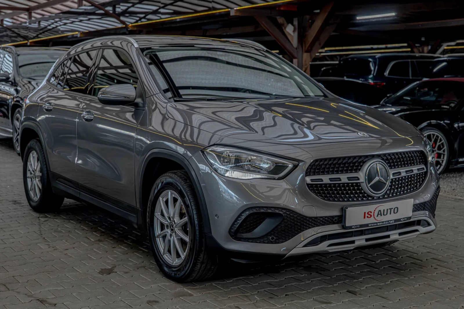 Mercedes-Benz GLA 180 d/Virtual/Панорама/Подгрев/Thermatic/8g Tronic - изображение 2
