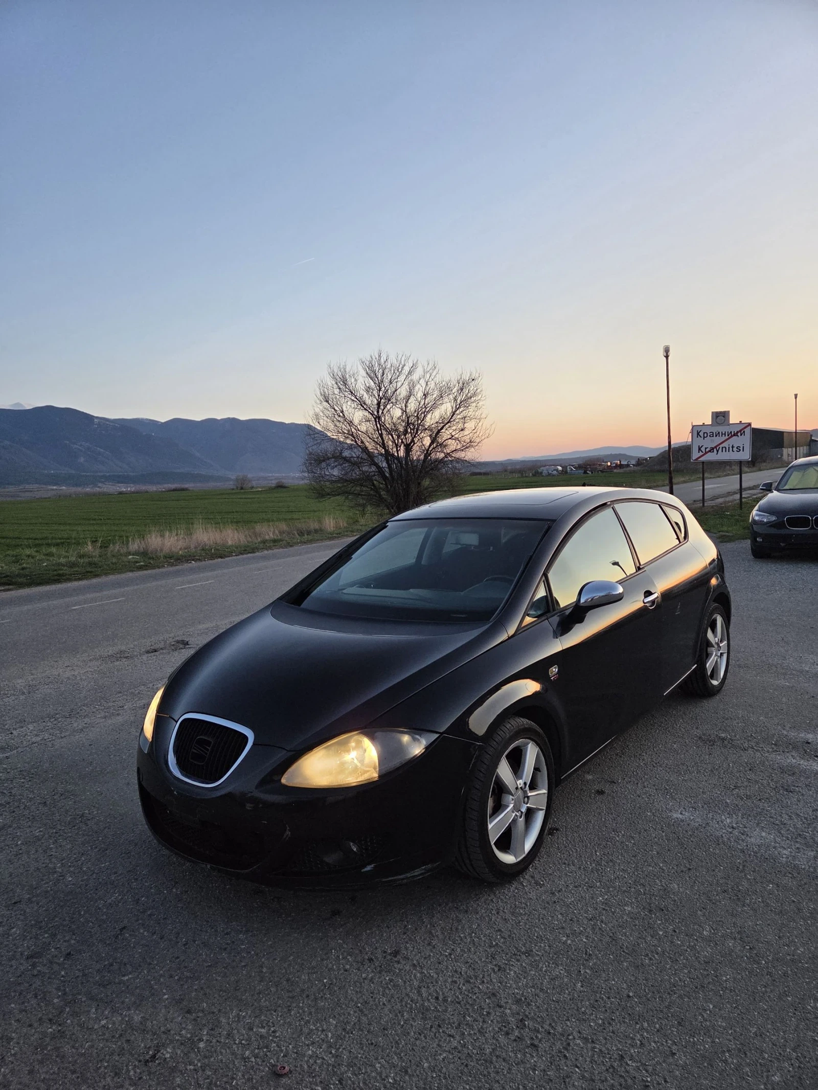 Seat Leon, снимка 13 - Автомобили и джипове - 53327833