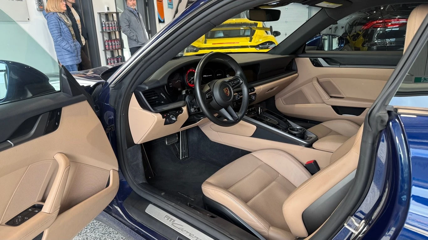 Porsche 911 * Carrera * CARFAX * ЦЕНА ДО БГ - изображение 5