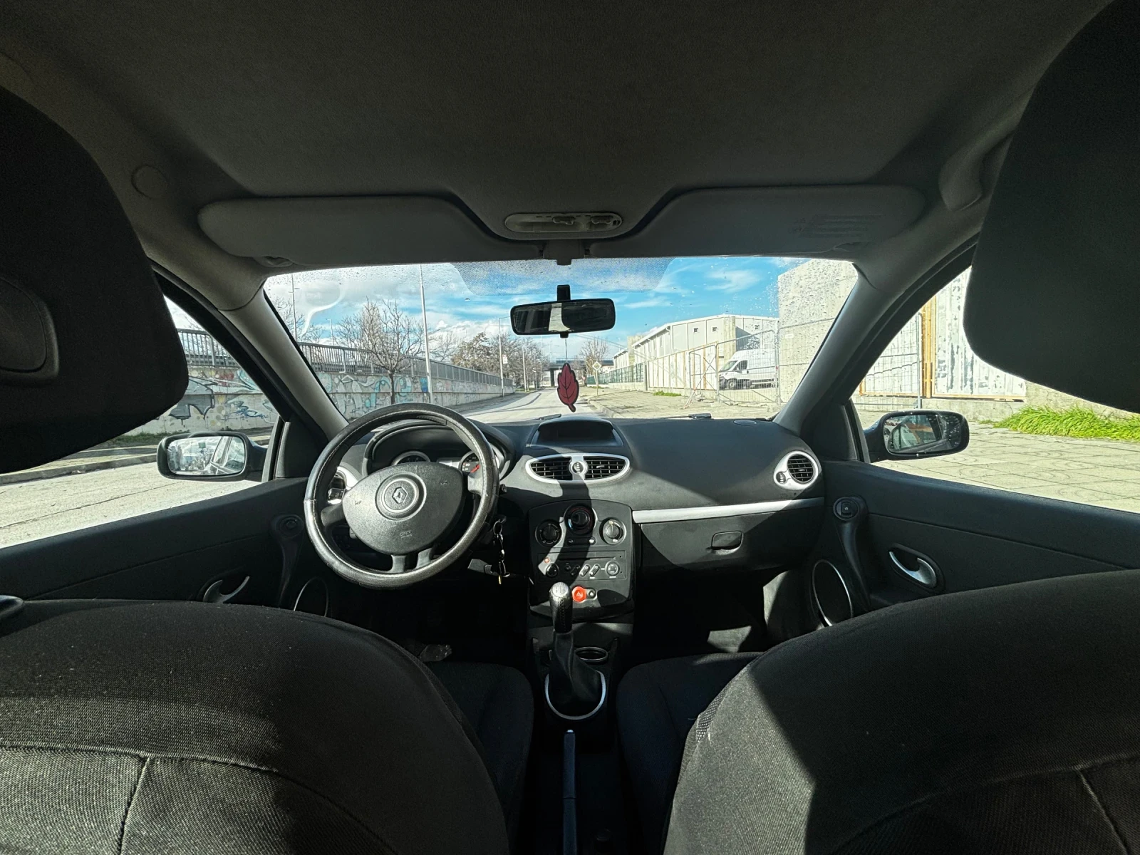 Renault Clio  - изображение 7