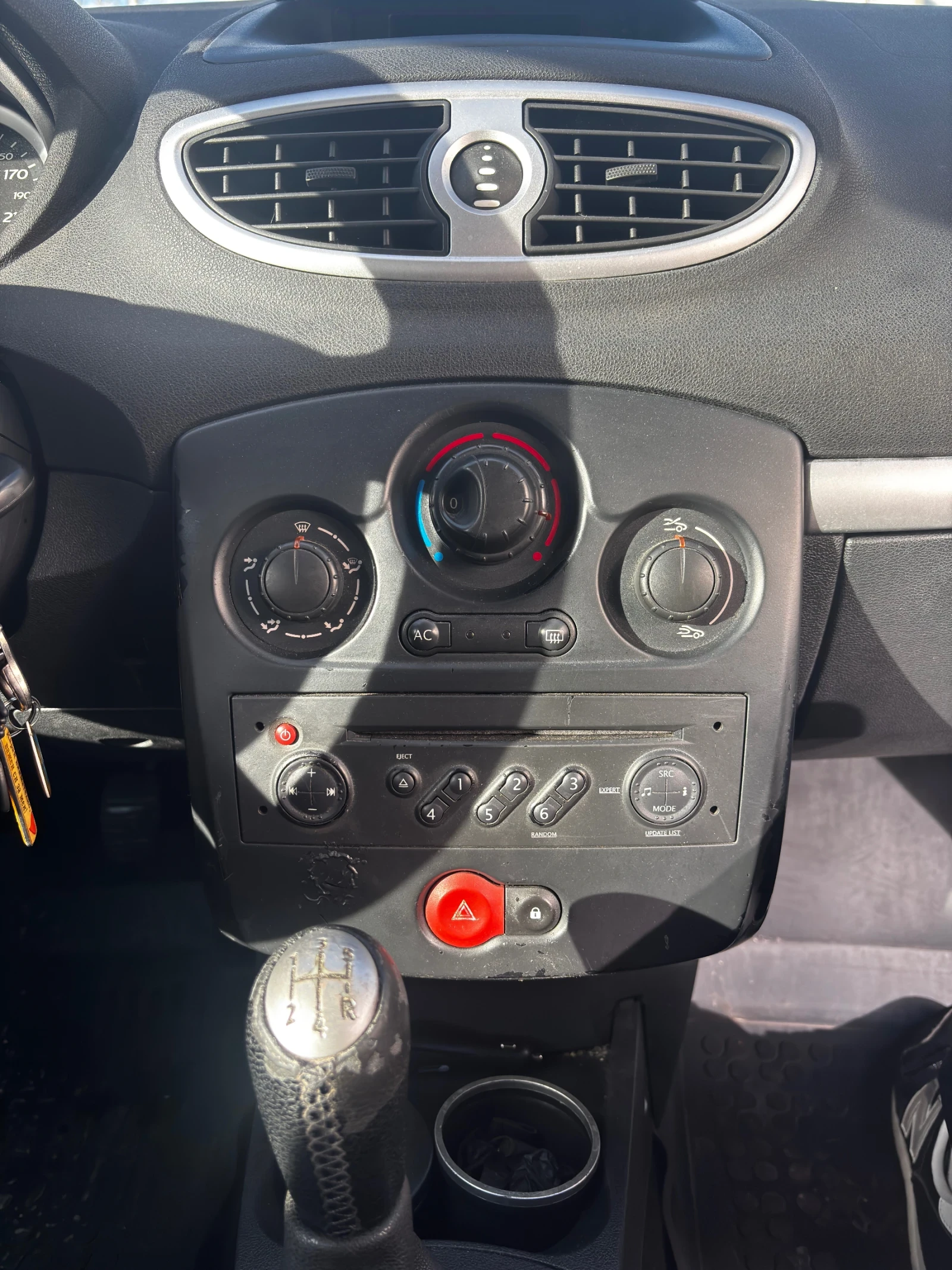 Renault Clio  - изображение 8