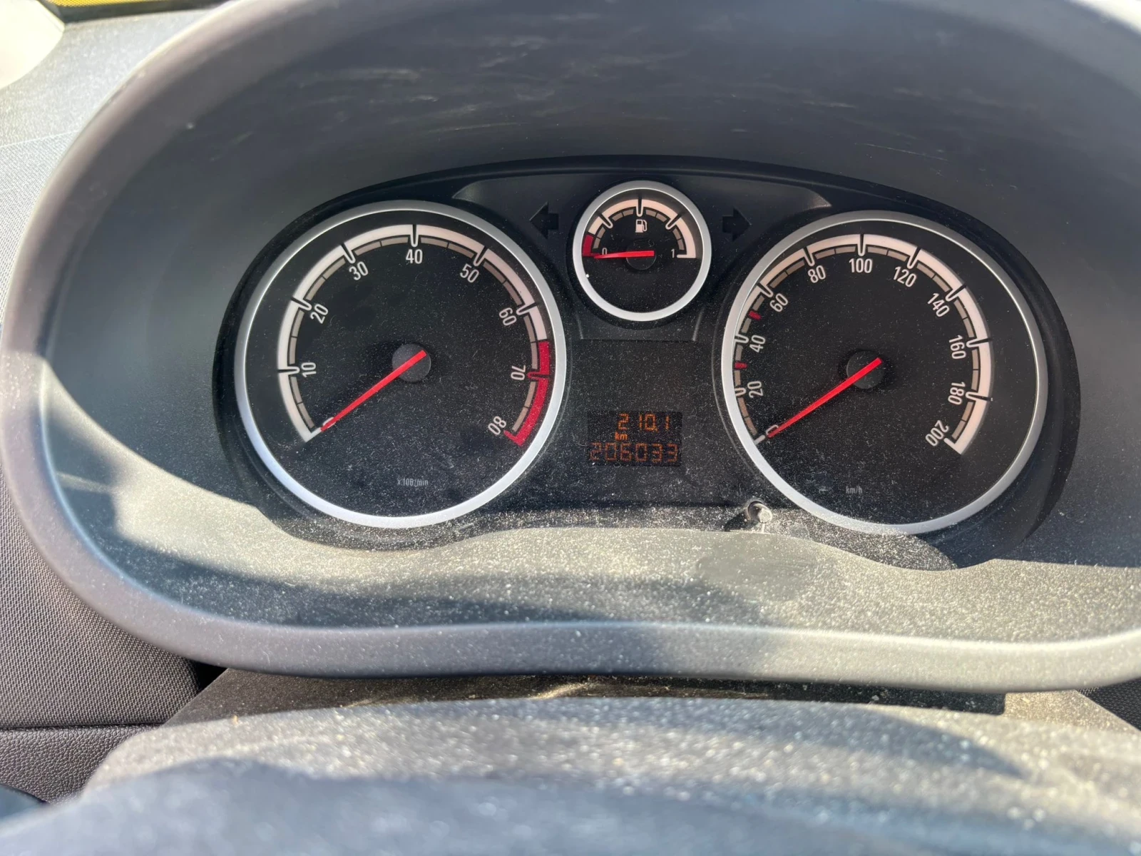 Opel Corsa, снимка 8 - Автомобили и джипове - 54093260