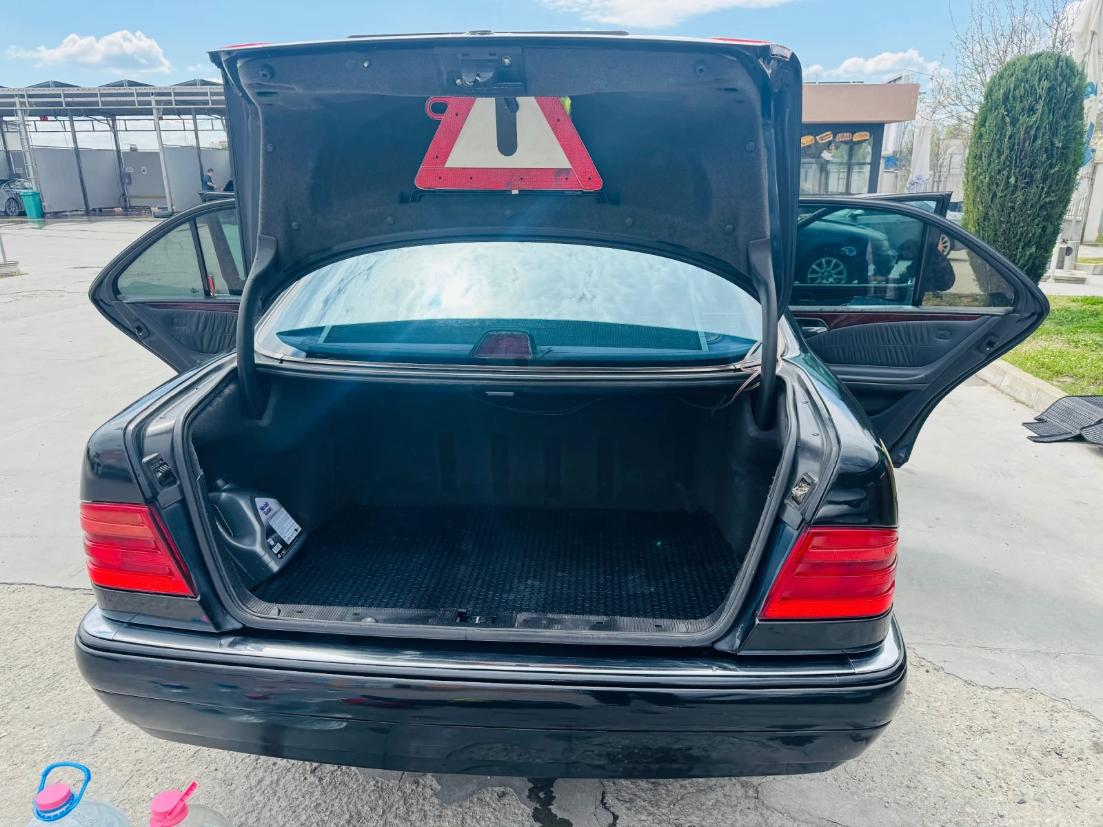 Mercedes-Benz E 290, снимка 7 - Автомобили и джипове - 54151531