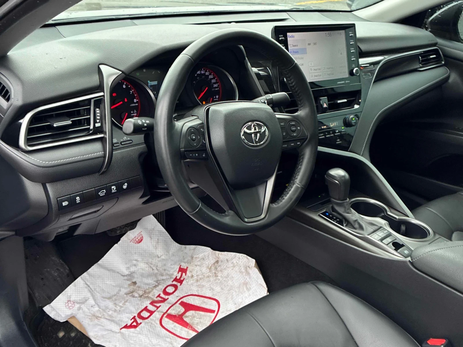 Toyota Camry XSE  * СЕРВИЗНА ИСТОРИЯ * CARFAX * , снимка 8 - Автомобили и джипове - 54206620