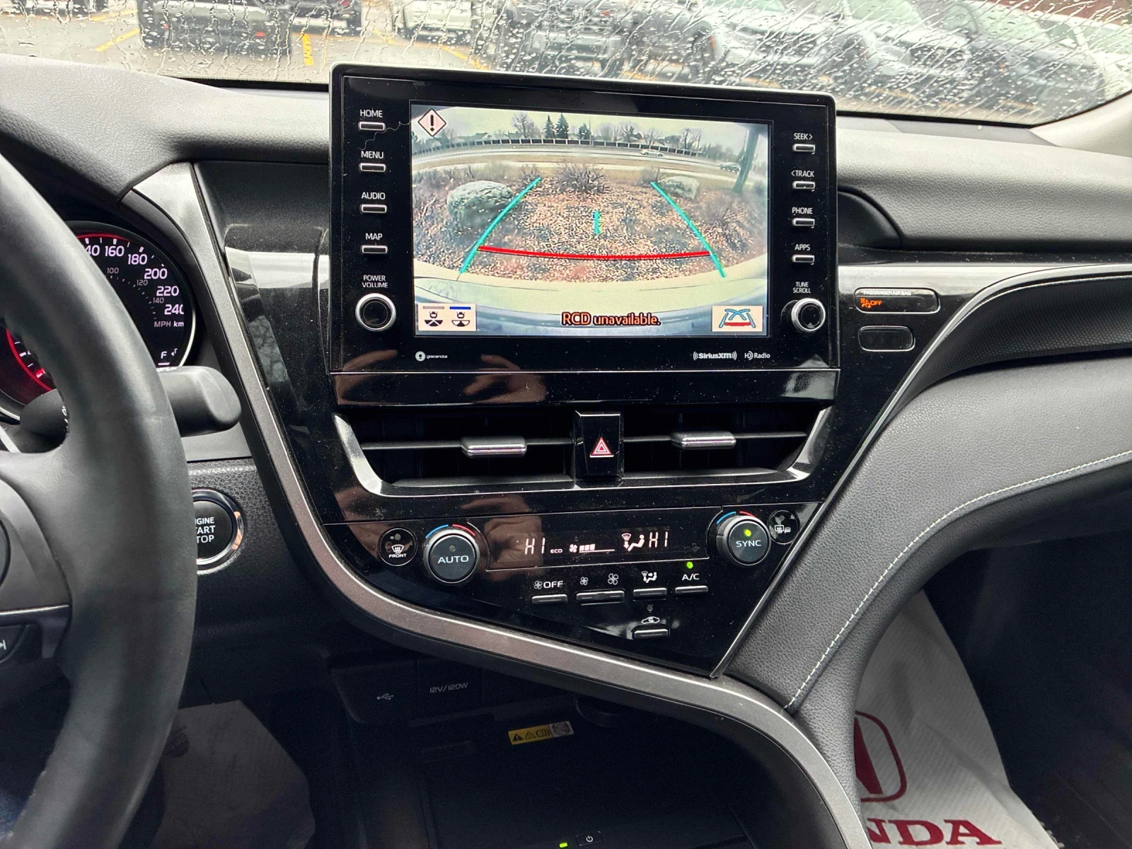 Toyota Camry XSE  * СЕРВИЗНА ИСТОРИЯ * CARFAX * , снимка 11 - Автомобили и джипове - 54206620