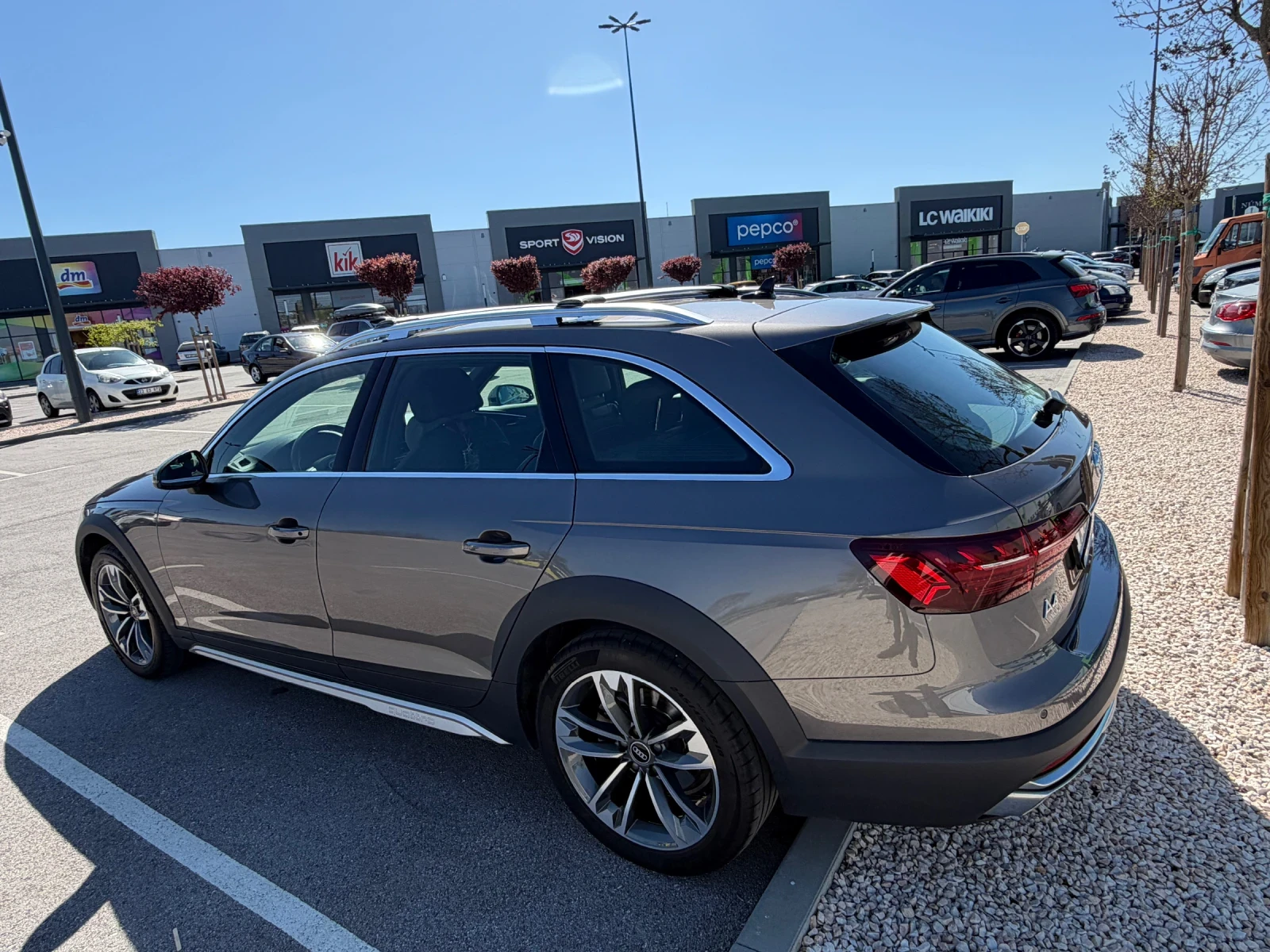 Audi A4 Allroad 2.0TDI, снимка 14 - Автомобили и джипове - 54484015