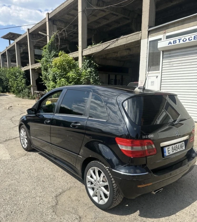 Mercedes-Benz B 200, снимка 2 - Автомобили и джипове - 54825546