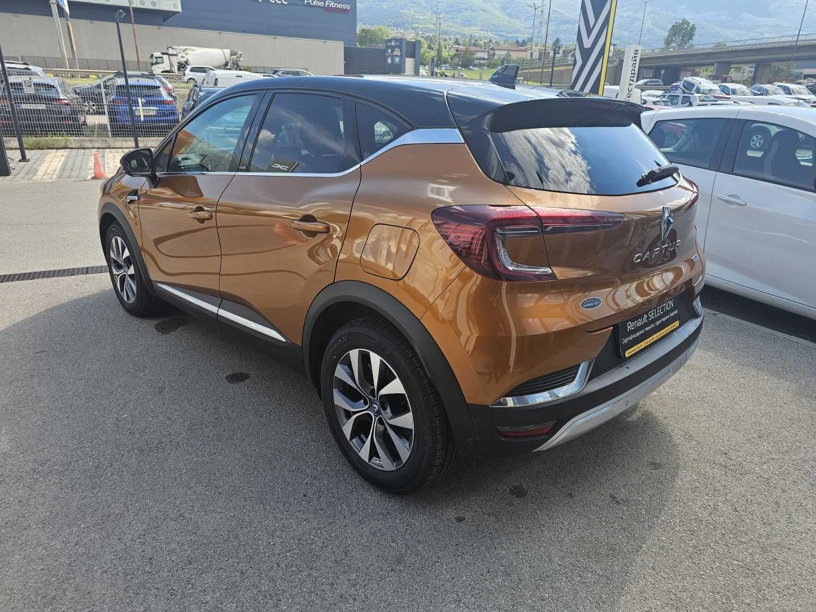 Renault Captur E-TECH HYBRID 92 EDC PLUG-IN | Mobile.bg � ����������� 4