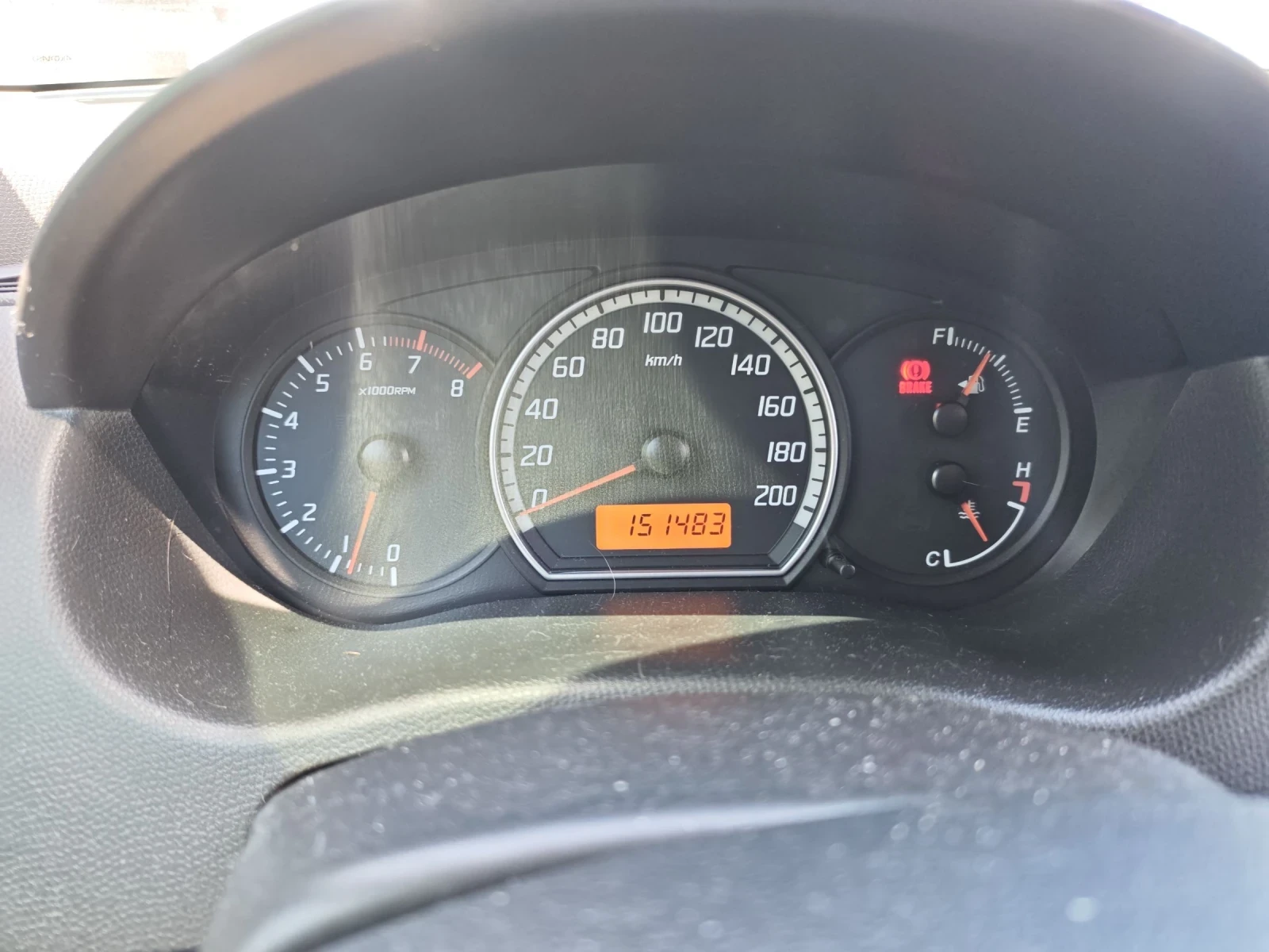 Suzuki Swift 1.5 , снимка 11 - Автомобили и джипове - 54804302