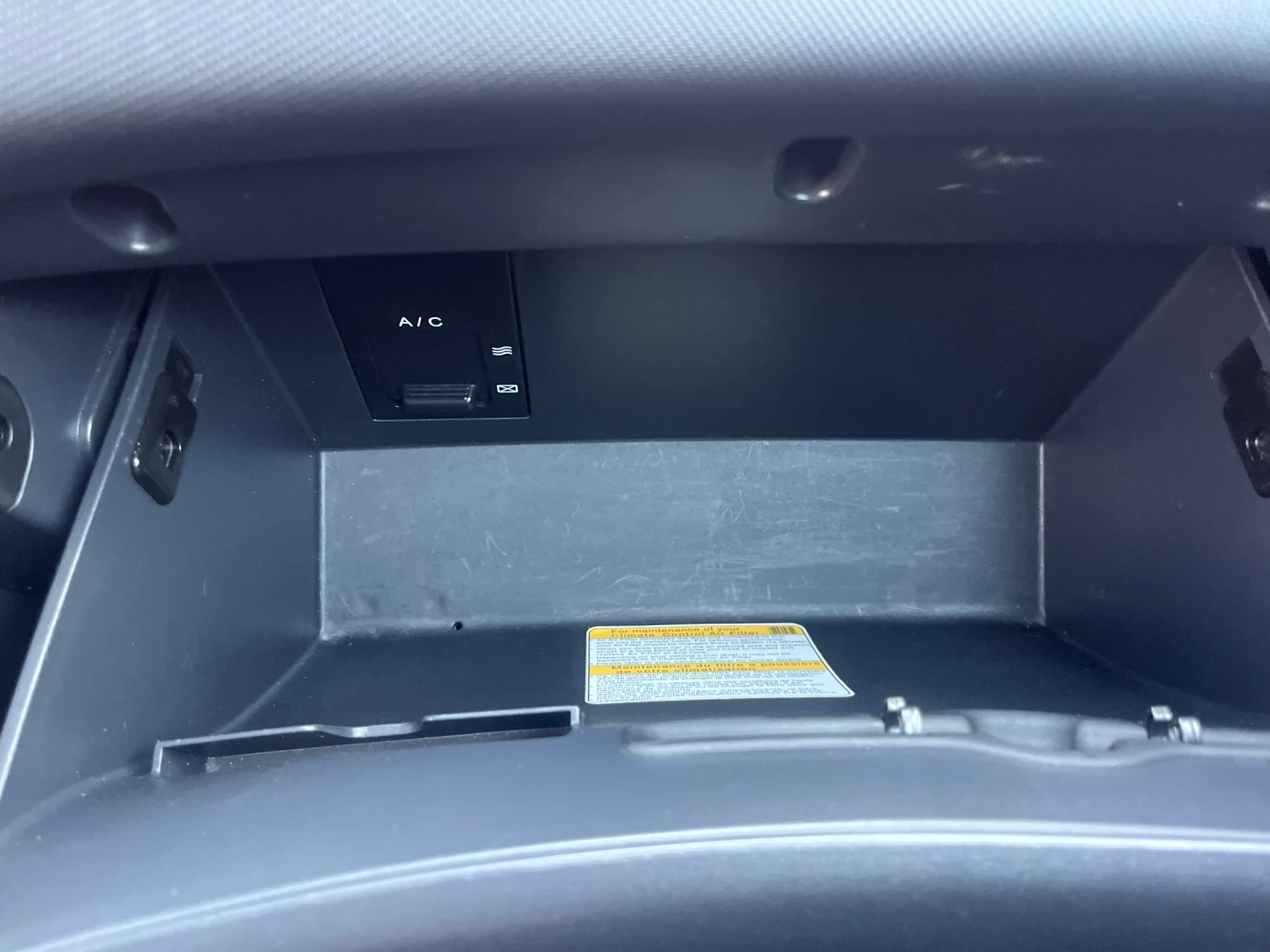 Hyundai I30 1.4 климатроник, снимка 12 - Автомобили и джипове - 55439152