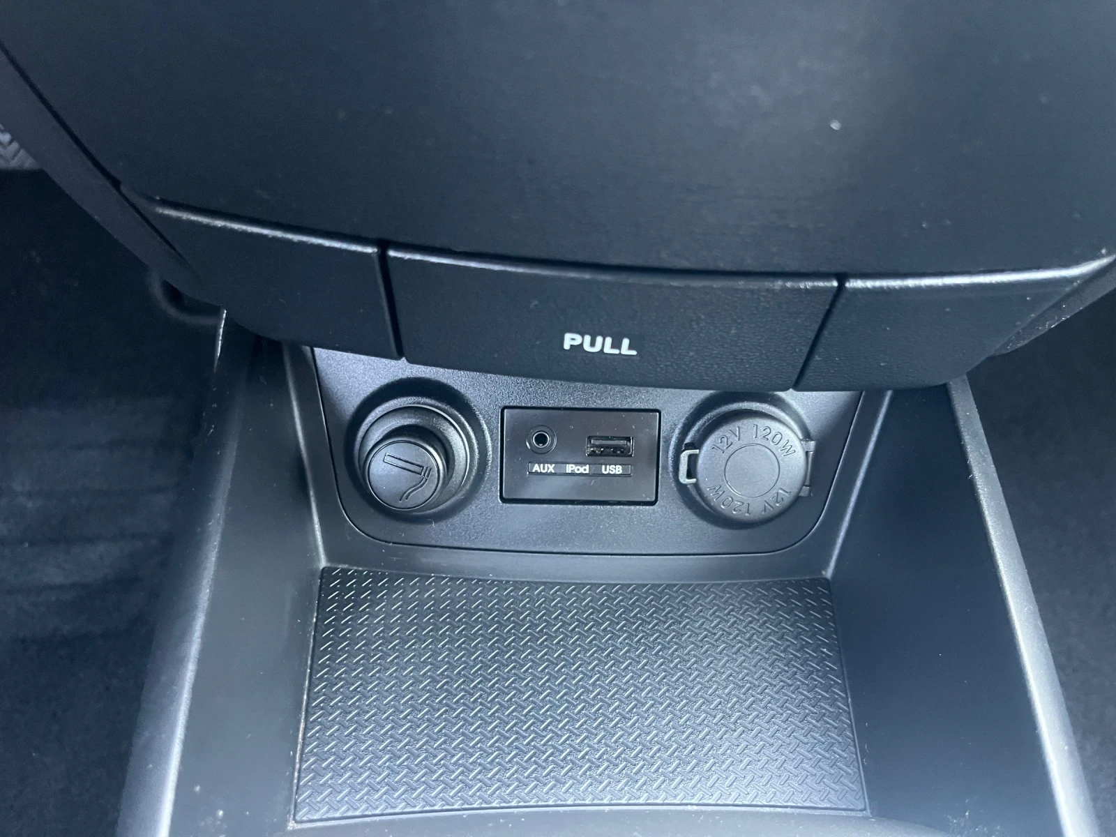 Hyundai I30 1.4 климатроник, снимка 13 - Автомобили и джипове - 55439152