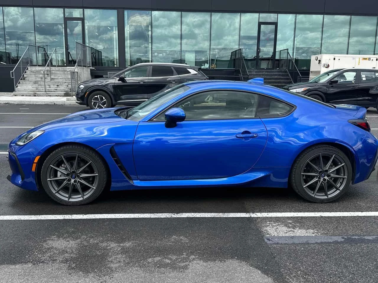 Subaru BRZ  Sport tech / CARFAX / АВТОКРЕДИТ , снимка 2 - Автомобили и джипове - 55663098