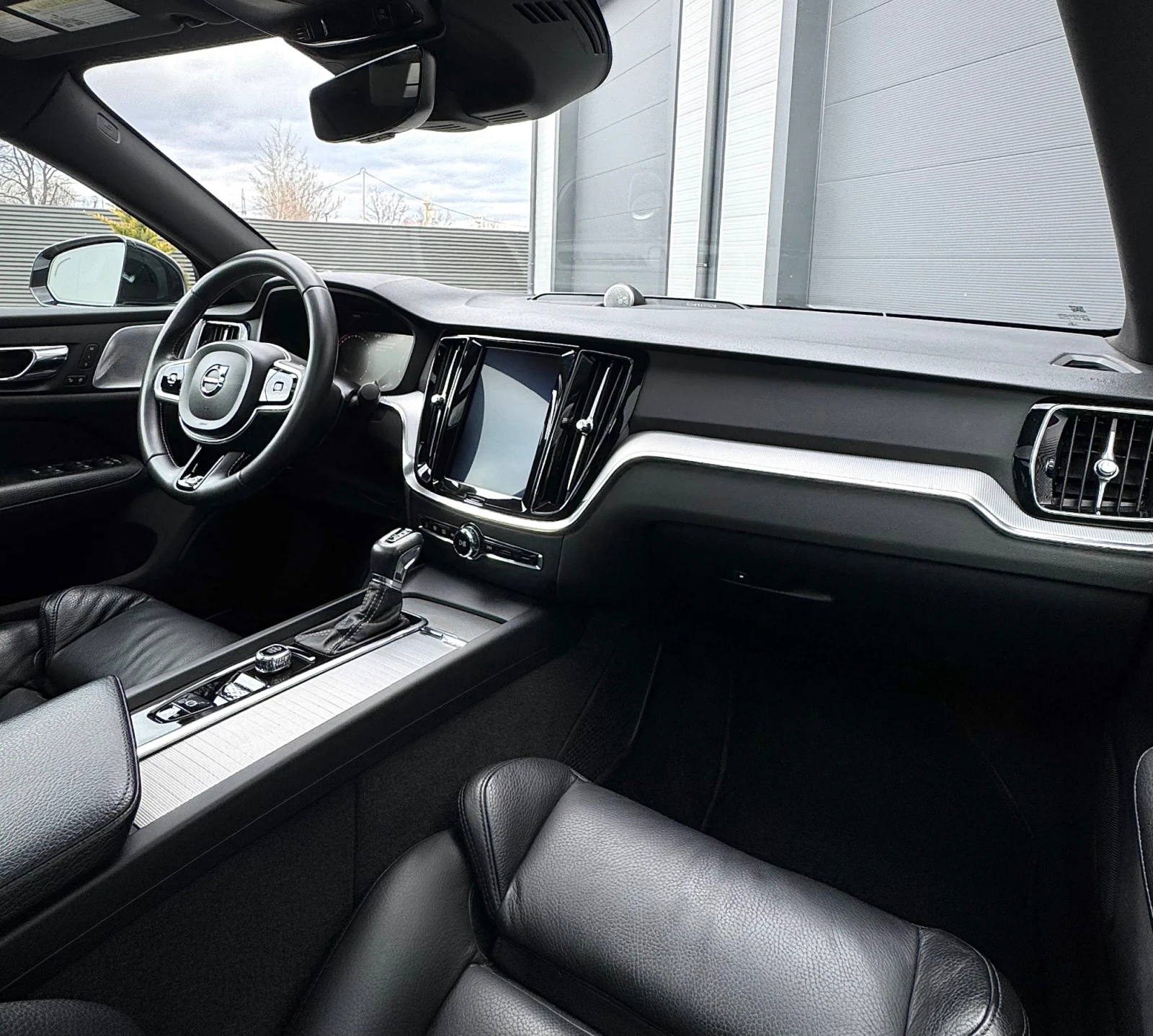 Volvo S60 * R DESIGN* T6(AWD) , снимка 2 - Автомобили и джипове - 55684853